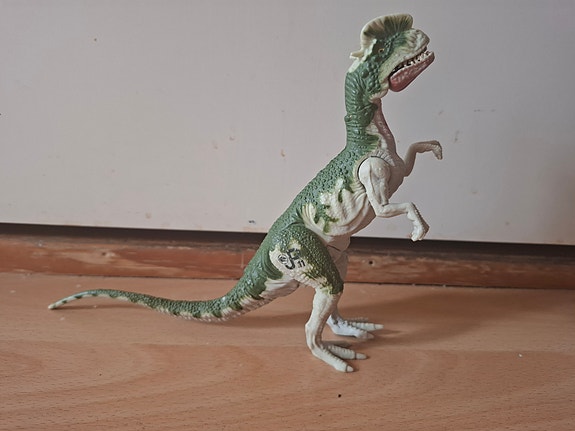 Jurassic Park Dilophosaurus