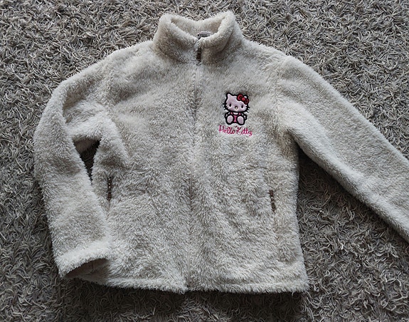 Hello Kitty pörrötakki 152