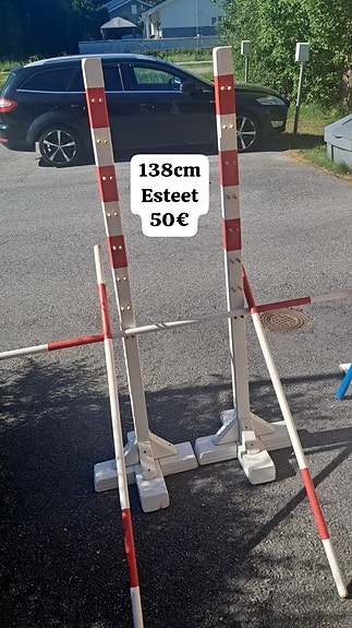 Kepparieste ja keppareita myynnissä