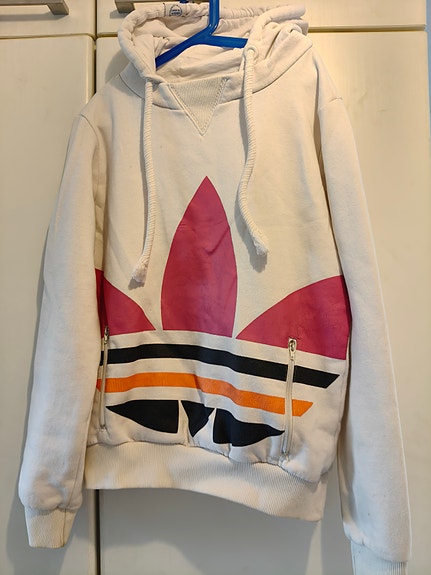Adidas huppari