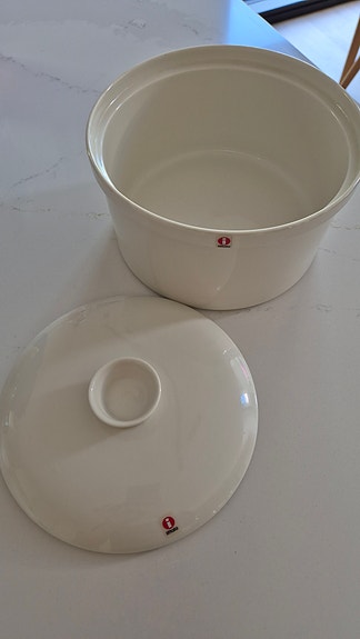 Iittala teema valkoinen pata kannella