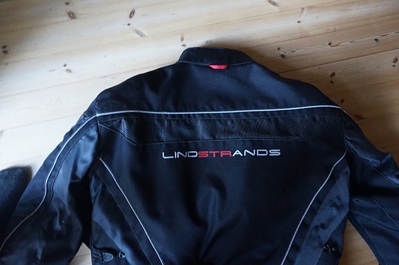 Lindstrandin mp puku koko 2xl