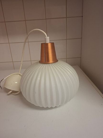 Retro kattovalaisin