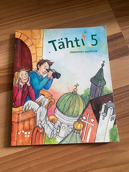 Tähti 5 uskonnon oppikirja