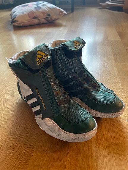Adidas Response Wrestling painikengät koko 36,5 vihreä