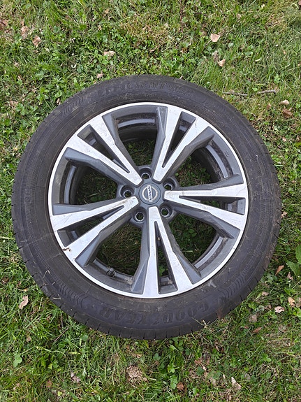 Alumiinivanteet Nissan 18"