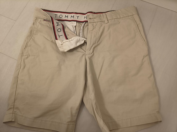 Tommy Hilfiger shortsit