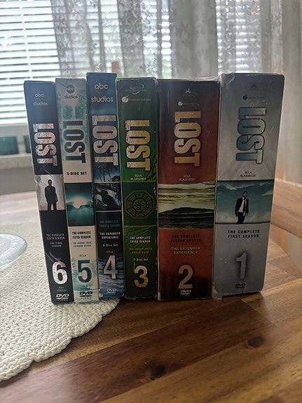 Lost tv-sarja DVD-boksit kaudet 1–6