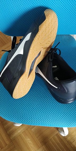 Puma sisäpelikengät koko 43  ja  40.5 musta-valkoinen