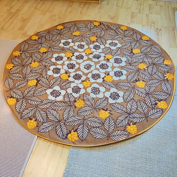 Vintage pyöreä pöytäliina