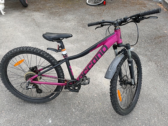 Juuri huollettu Occano 26” tyttöjen pyörä