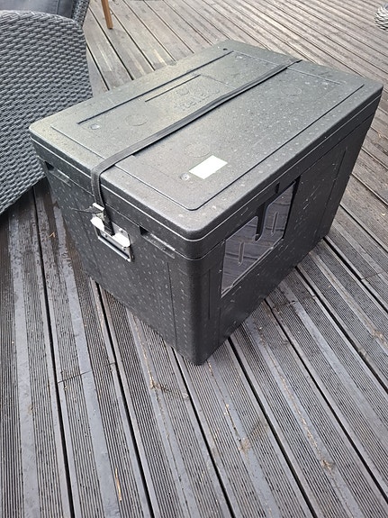 Artekno termolaatikko 102 L