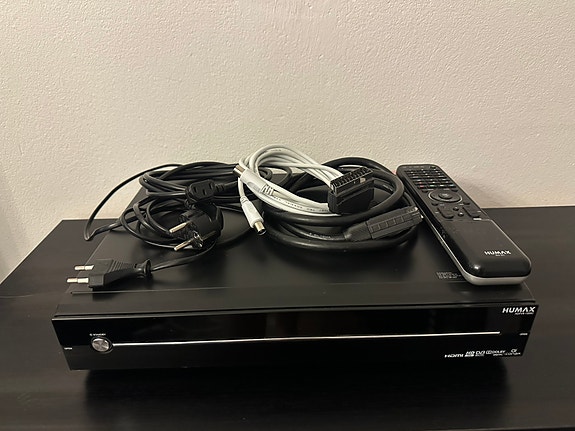 Humax tallentava HD digiboksi + TV