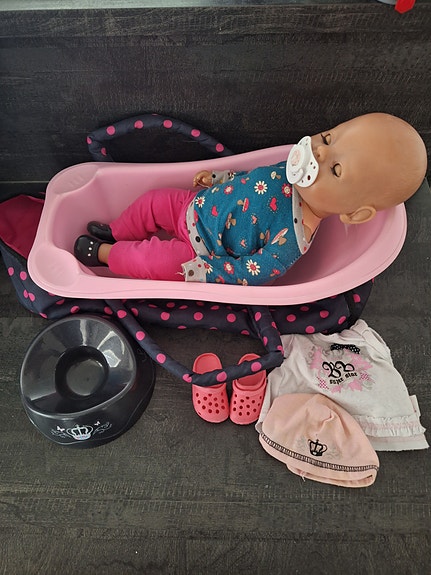 Baby Born nukke