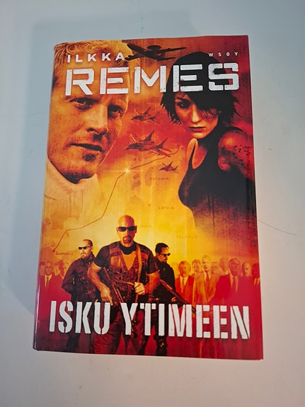 Ilkka Remes Isku ytimeen