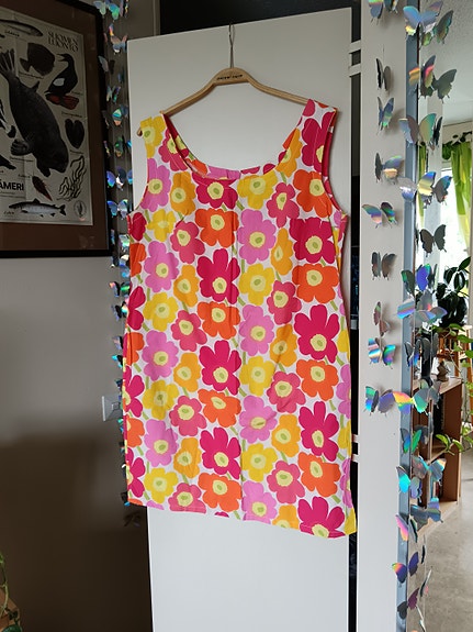 Itsetehty Marimekon mekko (XL)