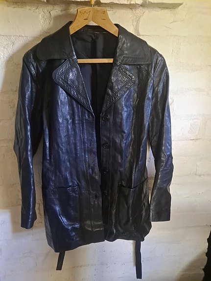 Musta vintage nahkatakki 40