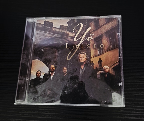 Yö-Loisto cd