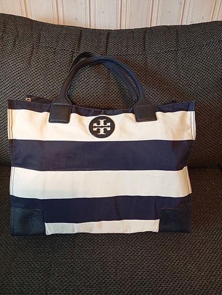 Tory Burch laukku