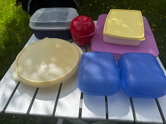 Tupperware astioita