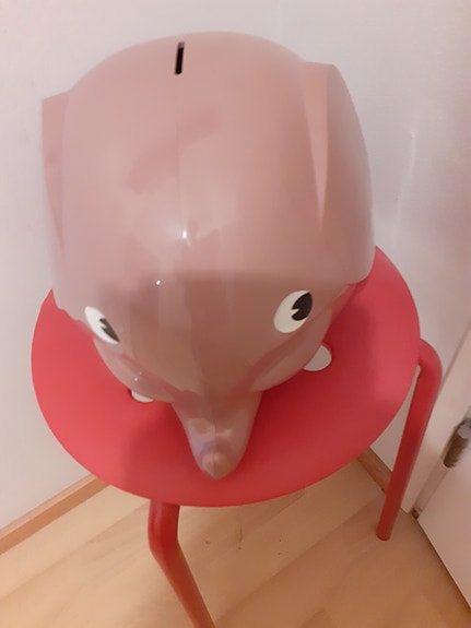 Retro vanha säästölipas värivika