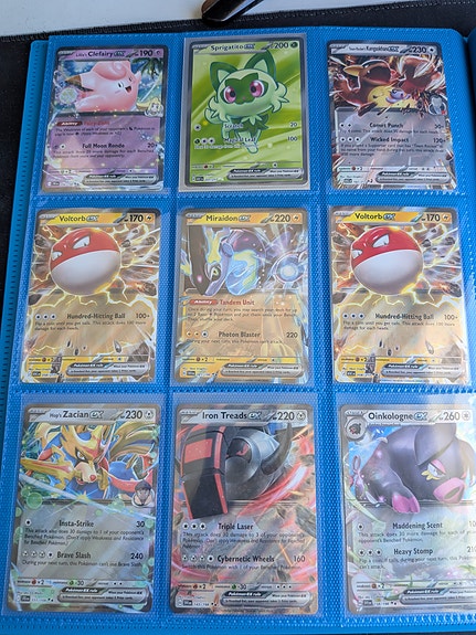Harvinaisia Pokemon kortteja