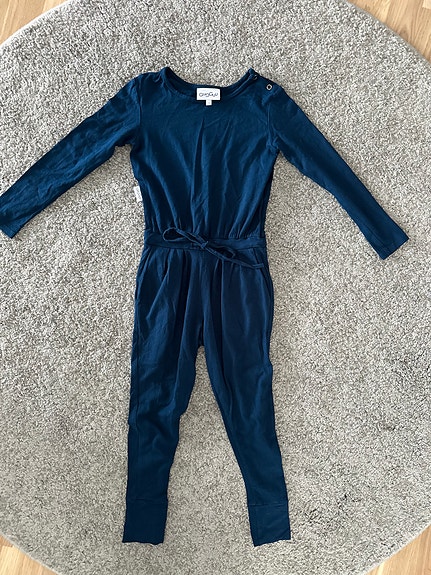 Gugguu jumpsuit koko 110
