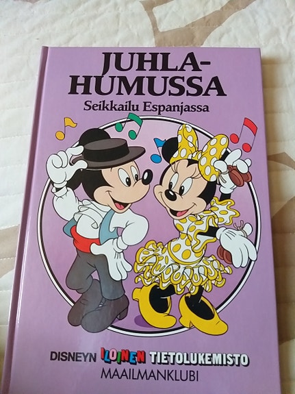Kirja;Juhlahumussa;seikkailu Espanjassa