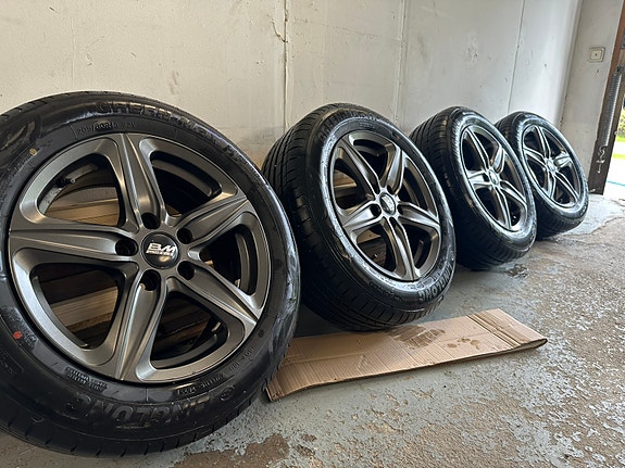 BM- wheels Alumiinivanteet ja uudet kesärenkaat 114,3