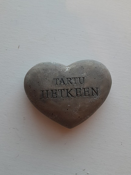 Sydän koriste kivi tekstillä