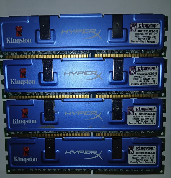 RETROPELAAJILLE Kingston HyperX 4x256MB DDR1
