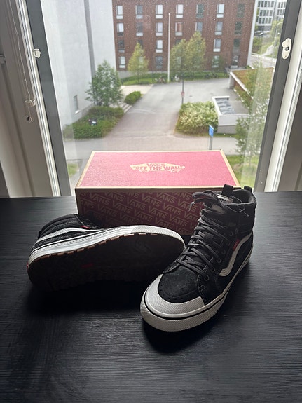 Vans Sk8-Hi tennarit koko 43 musta