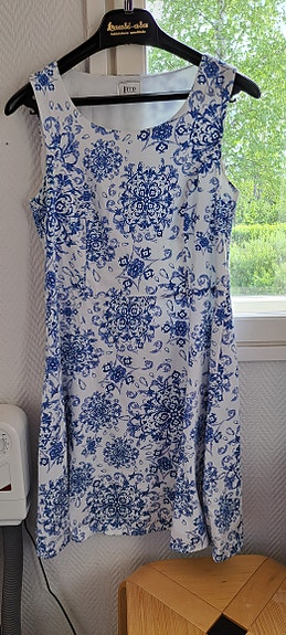 juhlamekko koko 36