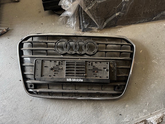 Audi A6 C7 maski