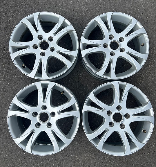 Hyväkuntoiset Mazda 16” OEM vanteet (5x114,3 / Kr.67,1mm / ET55)