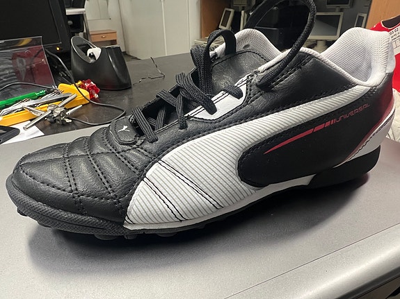 PUMA Sport Lifestyle 36 Universal -kengät.