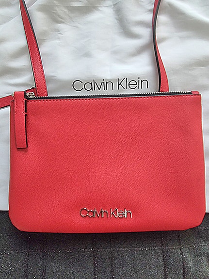 Calvin klein laukku