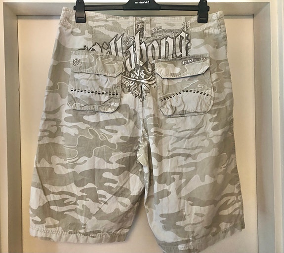Billabong shortsit