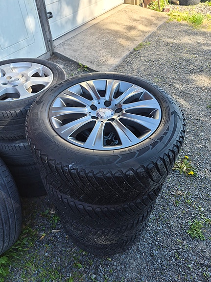 16" alumiinivanteet renkaineen