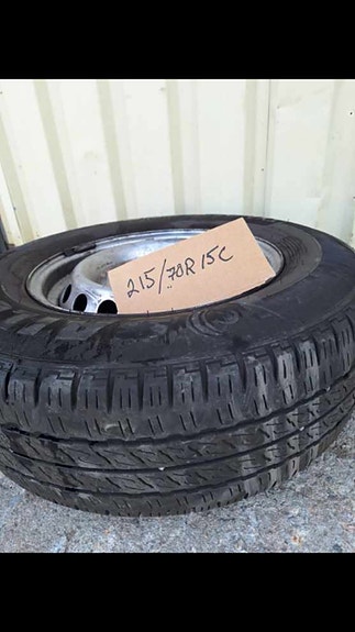 Ford Transit kesärenkaat 215/70 R15C
