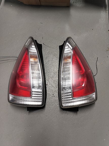 Mazda 5 takavalot