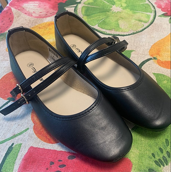 Mustat ballerinat koko 36