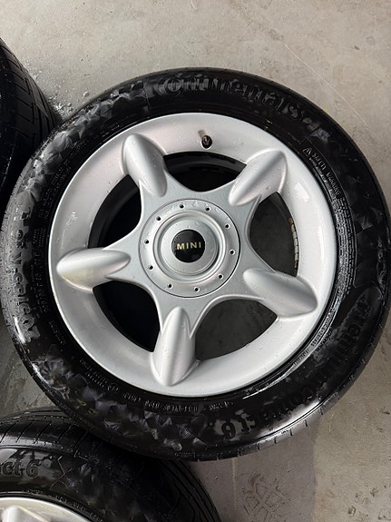 MINI 225/55/R16