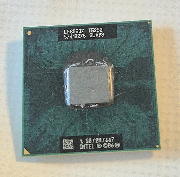 Intel Celeron M 410 läppäriprosessori