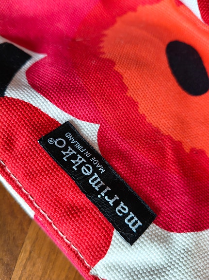 Marimekko punainen unikko, pieni laukku, uusi