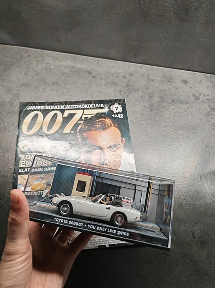 James Bond 007 keräilyauto Toyota 2000 GT numero 7