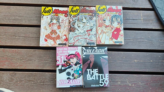 Full Moon wo Sagashite ja Bleach manga-paketti suomeksi