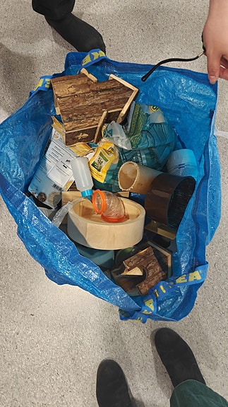 Hamsterin / jyrsijän tarvikkeet ja kuljetuskoppa