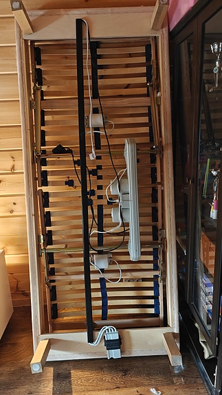Unikulman mekaniikka sänky 90 x 210 cm