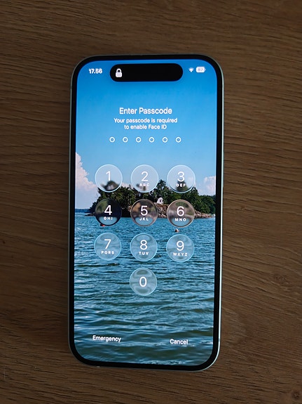 Apple Iphone 15 vihreä
